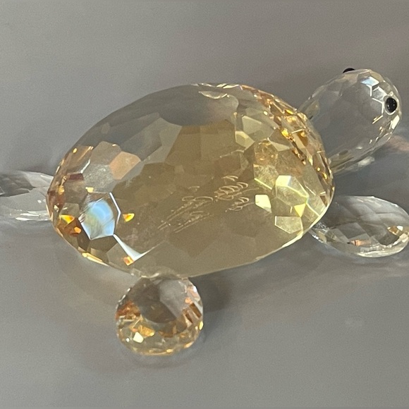 Oleg Cassini Signed 3" Pale Amber Faceted Crystal Art Glass Turtle Figurine - Picture 2 of 10